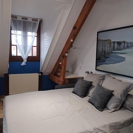 Studio Les Trois Cles Apartamento Fressenneville Exterior foto
